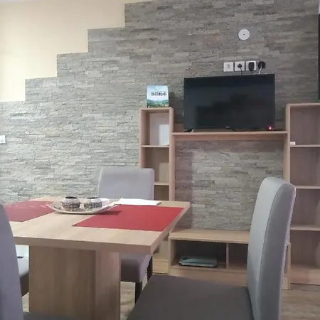 Lela Apartment